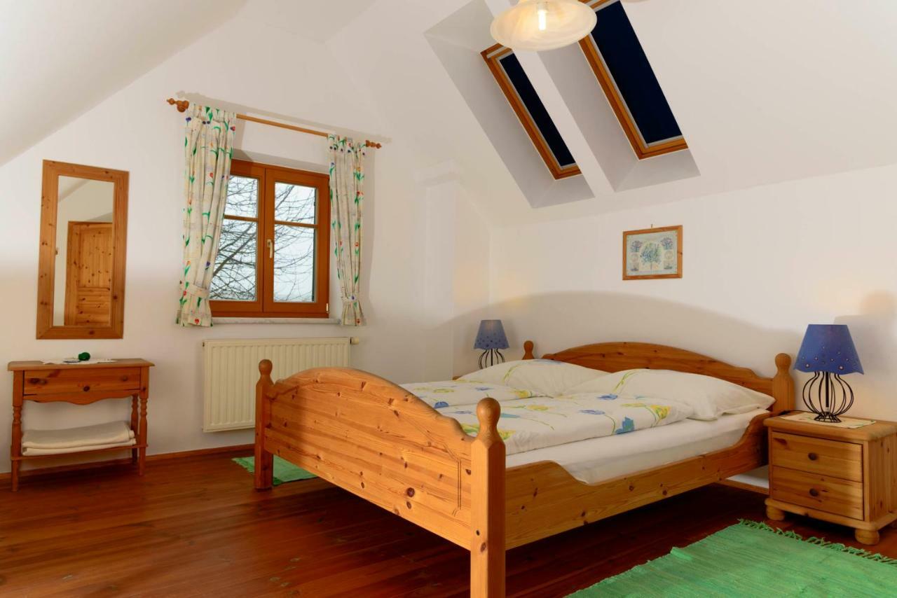 Dorfhof Bauer Apartment Регенсбург Екстериор снимка